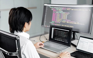 榆林 api php源码,下载的php源码怎么运行呢？